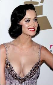 Comment s'appelle en vrai Katy Perry ?