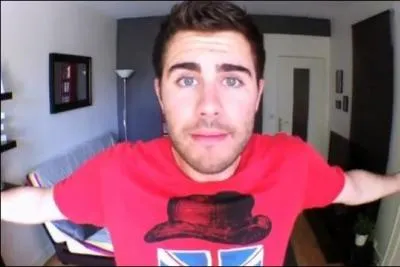 Cyprien est de nationalit :