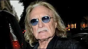 Elle, par contre, il pria pour qu'elle revienne !