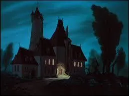 Dans la nuit noire, voici une autre demeure, trs grande et munie d'une tour. Qui nous ouvrirait la porte ici... ?