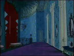 L'intrieur trs bien dcor de cette grande maison de matre est celui que voit tous les jours quel sympathique personnage ?