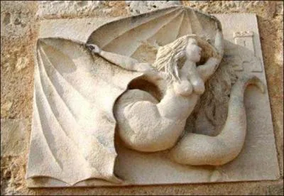 Pour terminer ce quizz, une question facile, quelle est cette fe qui aurait fait jaillir des palais de rve  Lusignan, Pouzauges, Tiffauges, Mervent, Vouvant, Parthenay, Chteaumur ?