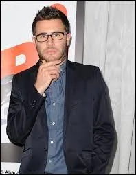 Quel ge a-t-il quand il poste ses premires vidos ?