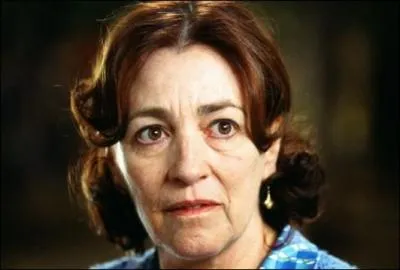 Encore une égérie d'Almodovar... Avez-vous seulement vu "Volver", pour lequel elle partagera le prix d'interprétation de Cannes avec ses quatre comparses (Penélope Cruz, Lola Dueñas, Blanca Portillo, Yohana Cobo) ?