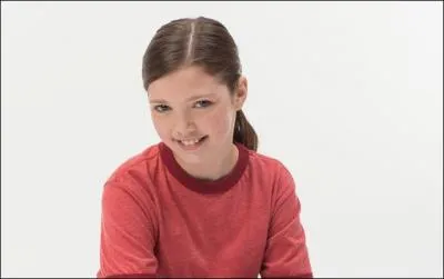 Comment s'appelle la fille adoptive de Lou et Peter ?