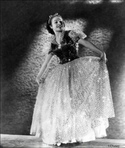 Vous trouverez facilement quel personnage est inspir de Margaret Champion. Qui est-ce ?