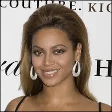 Qui chante  C'est la danse des canards  ?