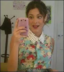 De quel instrument joue-t-elle ?