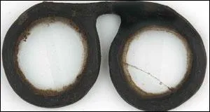 Ces bsicles ont une monture en cuir. D'o vient le nom qui leur est donn ?