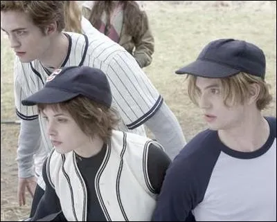 A quel sport jouent les Cullen ?