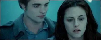 Quand Bella sait qu'Edward est un vampire, o vont-ils ?