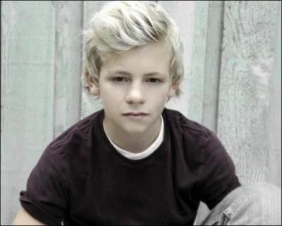 Quelle est la premire apparition de Ross sur Disney Channel ?