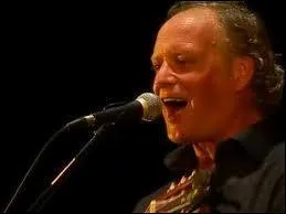 Qui ne croit pas qu'un jour viendra où ils fréquenteront les notables, deviendront leurs amis et seront rusés, selon J. -R. Caussimon ?