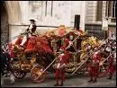 A Londres, un carrosse d'apparat traverse la City le deuxime samedi de novembre. Qui transporte-t-il ?