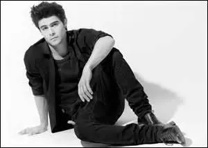 Comment s'appelle cet acteur ?