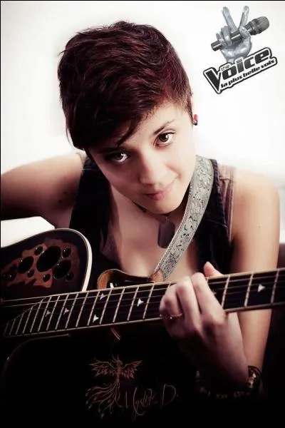 Comment s'appelle son poussin en peluche qu'elle a depuis qu'elle est petite ?