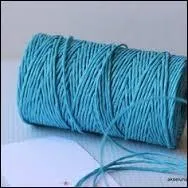 Du fil bleu, rien que du fil bleu, mais  l'action ravageuse... Quel est le film ?