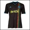 A qui appartient ce maillot ?