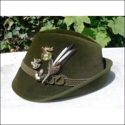 Et si pour finir, je vous offrais une bonne bire, tiens allez, je suis de bonne humeur, que diriez-vous d'une Spaten, par exemple ?