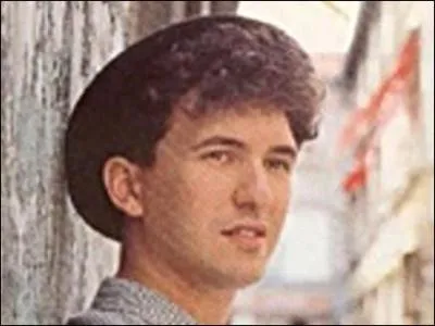 Qui est ce chanteur ?