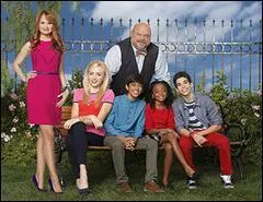 La chanson du gnrique est chante par...