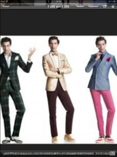 Compltez les paroles de  Love Today  : Give her a dollar...