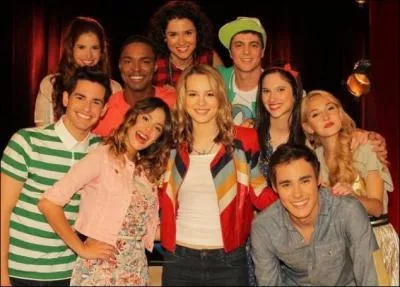 Quelle star de Disney Channel est venue voir les lves du Studio On Beat ?