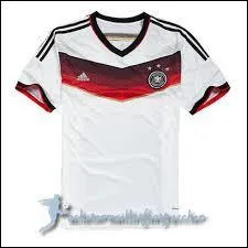  quel club appartient ce maillot ?