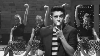 Qu'a choisi de chanter Ruggero Pasquarelli (Federico) ?