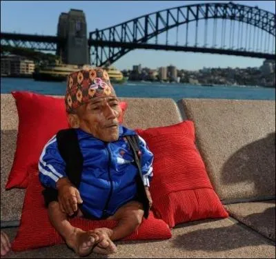 Quelle est la taille du plus petit homme de la plan�te ?