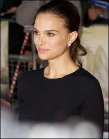 Qui est-elle ? (nom de l'acteur)