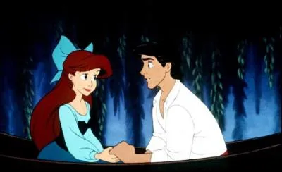 La petite sirne : Au cours de la chanson  Embrasse-la , Eric cherche  savoir le nom d'Ariel, il fait plusieurs tentatives qui sont ?