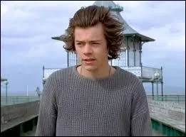 Quel vtement porte chaque garon ?