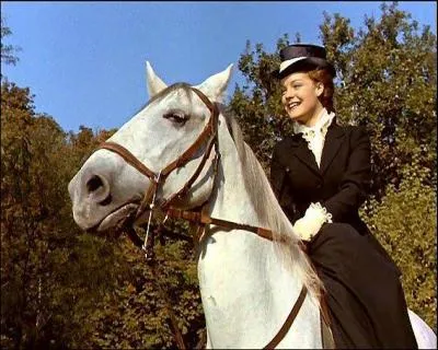 Reconnaissez-vous la belle amazone ?