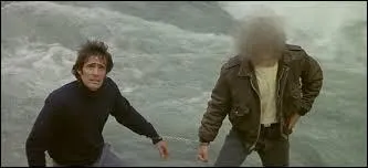 Qui est cette personne sur la photo avec Grard Lanvin ? Indice : Les spcialistes.