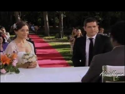 Le pre de Violetta se marie avec Esmeralda  l'pisode :