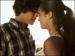 Compltez :  Baby you light up my world...  