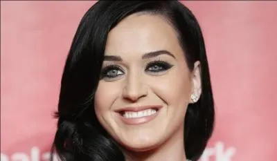 Qui est cette chanteuse ?