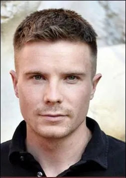 Retrouvez quel personnage de la srie joue cet acteur.