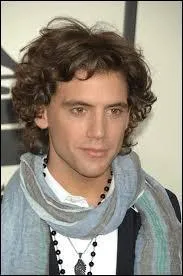 Et son nom de famille ?