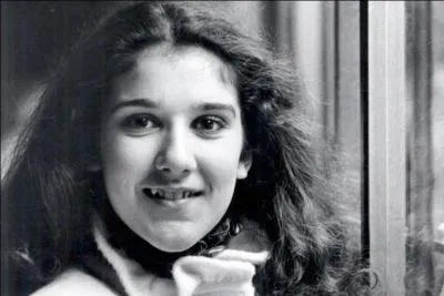 C'est une chanteuse qui a maintenant 3 enfants. Elle est ne en 1968. Qui est-ce ?