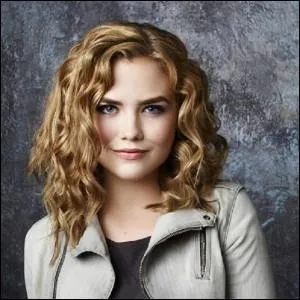 Quel est le nom de cette actrice ?