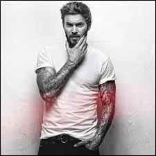 Qui est le meilleur ami de Matt Pokora ?