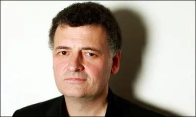 Et si on prenait un ralisateur ? Steven Moffat, par exemple ! Quel est son 2e prnom ?
