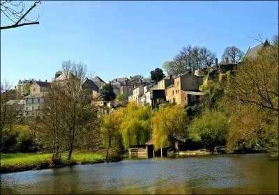 Dans nos campagnes, que voulait dire le verbe nijhasse ?