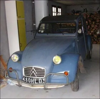 Quel est le nom de code de cette 2CV ?
