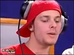 Quelle mission tl remporte-t-il avec ce groupe ?