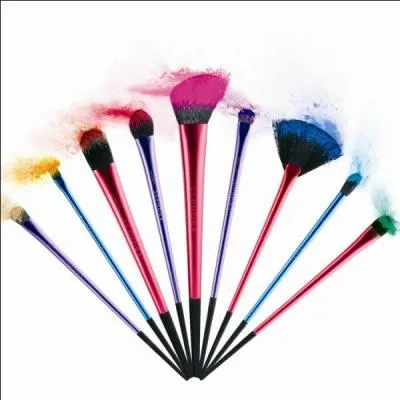 Quel type de pinceau faut- il utiliser pour fondre deux fards a paupires ?