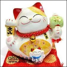 C'est un porte-bonheur Japonais, qui reprsente un petit chat avec une ou les deux pattes dresses. Il est devenu si clbre qu'il lui arrive de remplacer la fve de nos galettes des rois. Quel est son nom ?