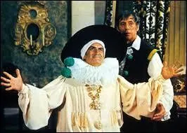 Dans le film  La Folie des grandeurs , il joue le rle de Don Salluste. Quelle est la haute fonction de ce personnage ?